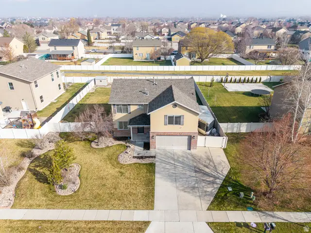 475 Wellington Dr, Kaysville, UT 84037 - Image #3