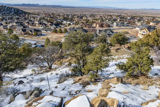 1960 N Mahogany Cir #7B, Cedar City, UT 84721 - Image #3