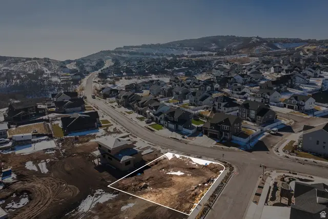 2568 E Canyon Edge Dr, Draper, UT 84020 - Image #2