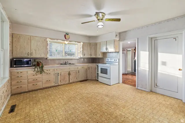 199 N 300 W, Monroe, UT 84754 - Image #2