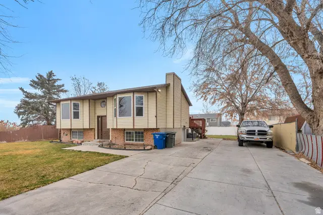 3898 W Bentoak Dr, West Valley City, UT 84120 - Image #3