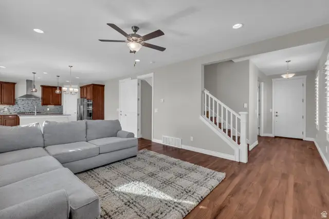 7427 S Wood Farms Dr W, West Jordan, UT 84084 - Image #3