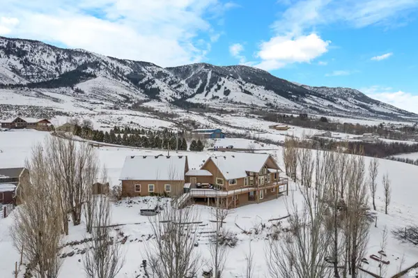 1819 N Moose Crk, Inkom, ID 83245