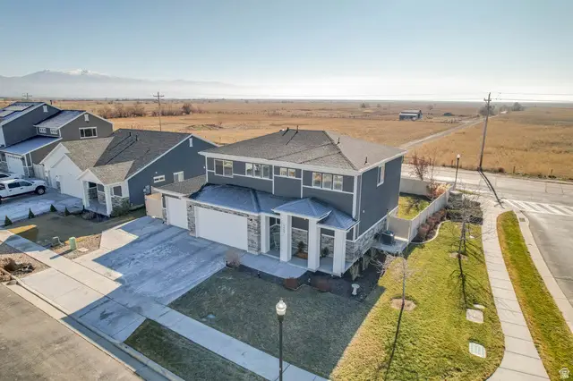 1407 W Silver Hollow Rd, Syracuse, UT 84075 - Image #1