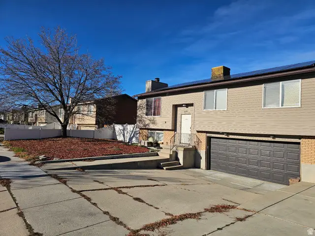 3890 W Burgess Rd, Taylorsville, UT 84129 - Image #2