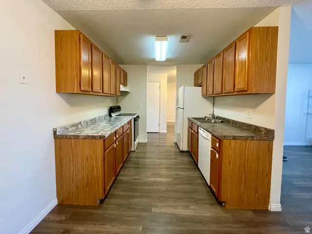 1860 W 500 N #20, Salt Lake City, UT 84116 - Image #3