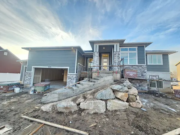 1679 S 3875 W #401, Taylor, UT 84401