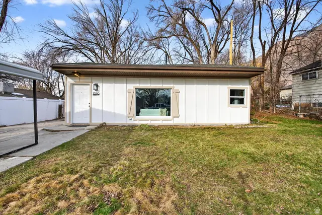 1090 Harrop St, Ogden, UT 84404 - Image #2