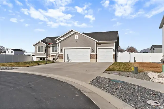 2422 W 3350 S, West Haven, UT 84401 - #2