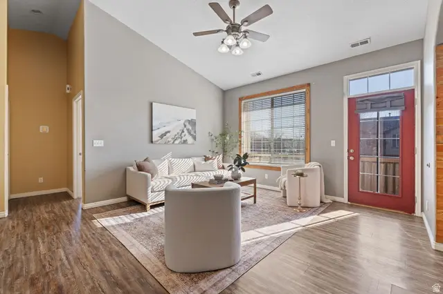 1102 W Kensington Dr, North Salt Lake, UT 84054 - Image #3