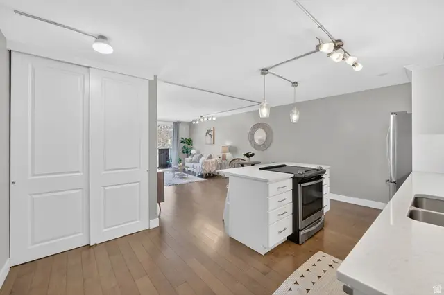 87 W 300 N #403, Salt Lake City, UT 84103 - Image #2