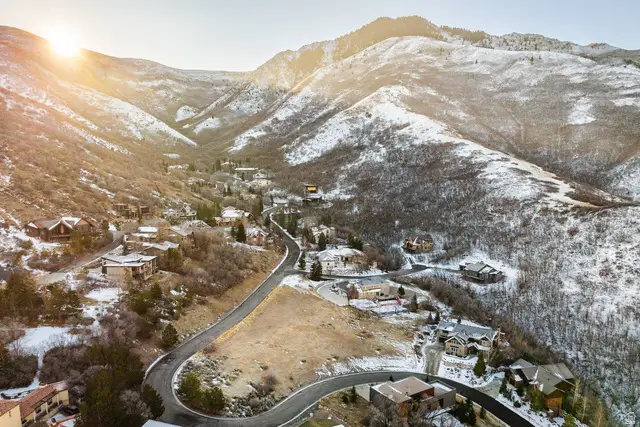 310 S Maryfield Dr #307, Salt Lake City, UT 84108 - Image #2