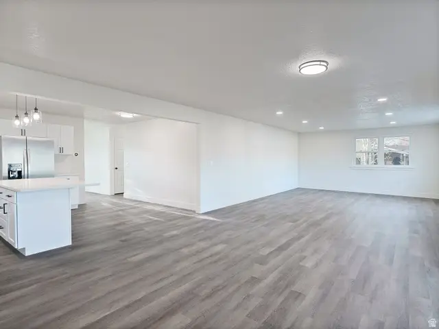 5229 S Kingswood Dr, Taylorsville, UT 84129 - Image #3