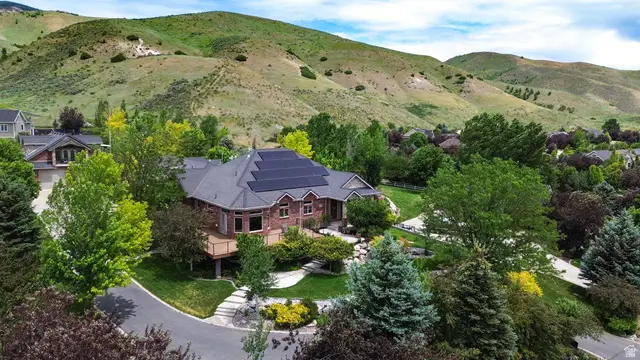 3990 Summer Ridge Rd, Morgan, UT 84050 - #1