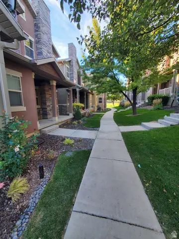 3867 E Cunninghill Dr, Eagle Mountain, UT 84005 - Image #2