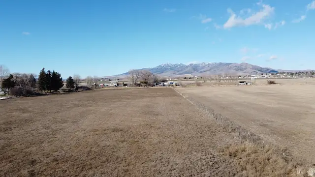 1098 W Samaria Ln W, Malad City, ID 83252 - Image #2