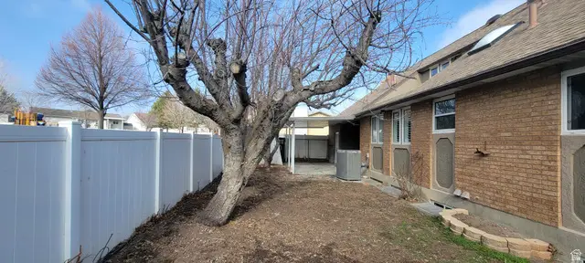 9750 S Tayside Dr W, South Jordan, UT 84009 - Image #3