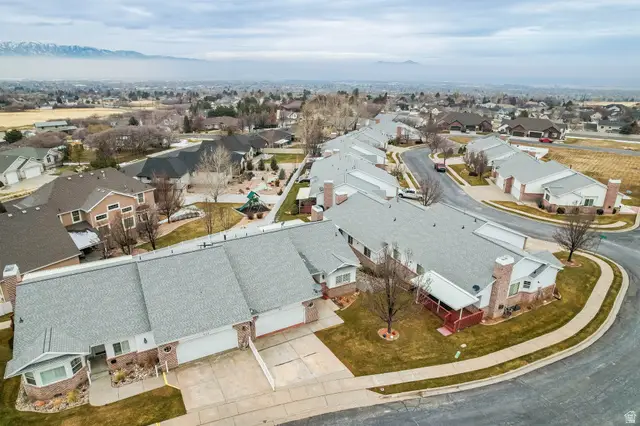 614 S Oak Ct E #13, Tooele, UT 84074 - Image #2