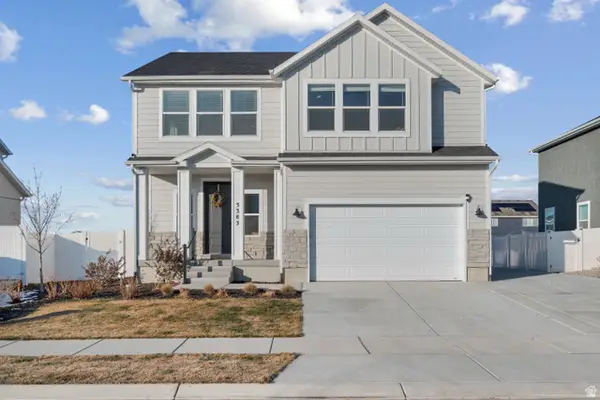 3383 N Blue Jay Dr, Eagle Mountain, UT 84005