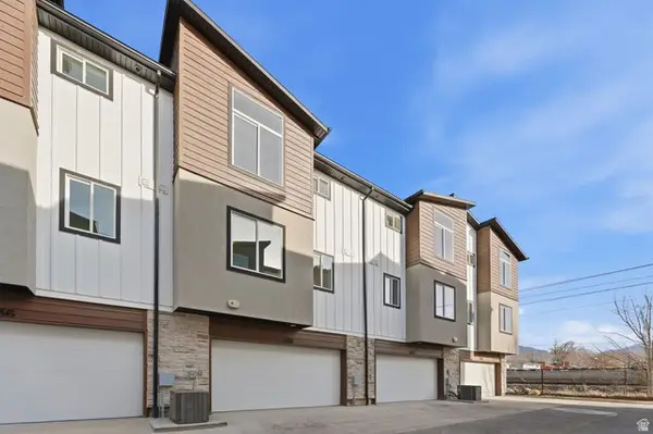 138 Chambord Ct E, Sandy, UT 84070