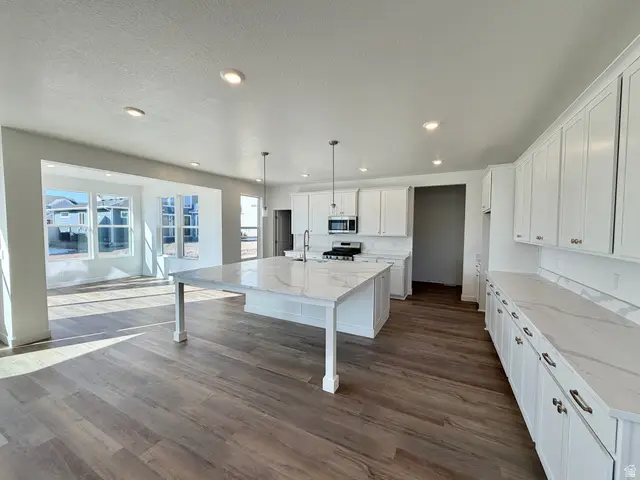 2989 N Lone Pine St #633, Eagle Mountain, UT 84005 - #2