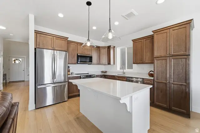 682 Benedict Dr, Saratoga Springs, UT 84045 - Image #3