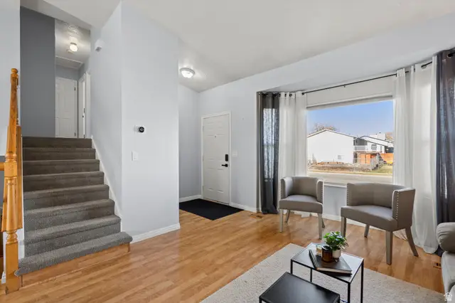 864 E 625 St S, Layton, UT 84041 - Image #2