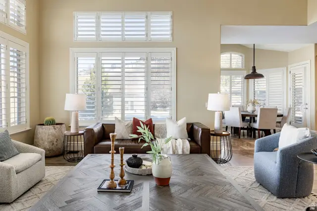 407 E Hidden Lake Dr, Bountiful, UT 84010 - Image #3