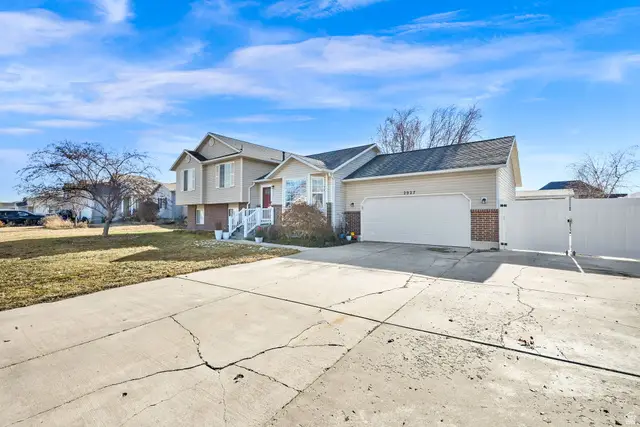 2927 W 2100 N, Clinton, UT 84015 - Image #2