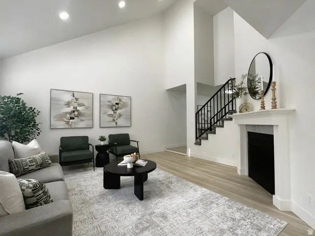 3566 E Wasatch Hills Ln, Cottonwood Heights, UT 84121 - Image #2