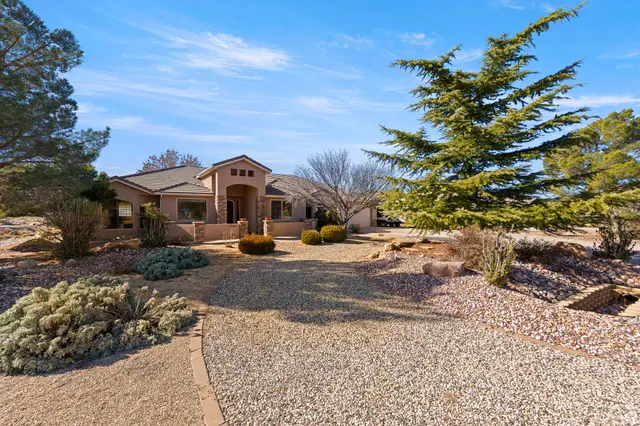 1383 N Canyon Trails Dr, Dammeron Valley, UT 84783 - Image #2