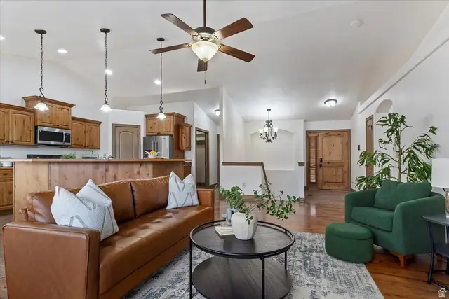 9021 N Clubhouse Ln W, Eagle Mountain, UT 84005 - Image #3