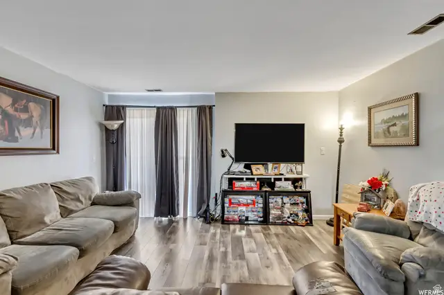 88 W 50 S #B5, Centerville, UT 84014 - Image #2