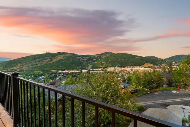 947 Northstar Dr, Park City, UT 84060 - #3