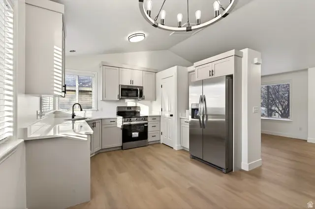 269 W Beverlee Ann Dr #11720, Draper, UT 84020 - Image #2