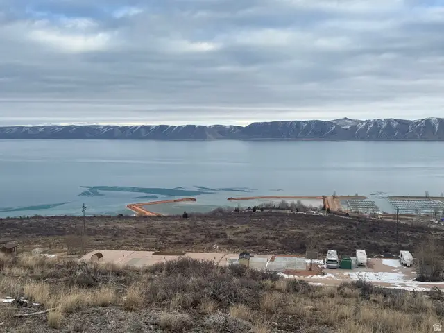 1253 S Sculpin Loop #T-130, Garden City, UT 84028 - Image #2