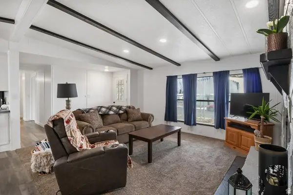 2600 N Hill Rd #96, Layton, UT 84041