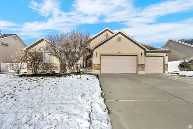 1392 W 2175 S, Syracuse, UT 84075 - #1