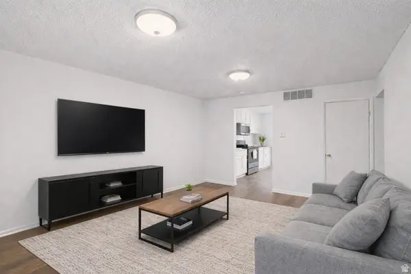 52 W 1425 N, Sunset, UT 84015