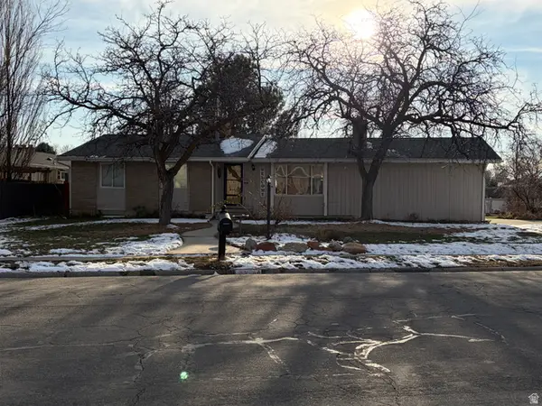 2544 E Promenade Dr S, Cottonwood Heights, UT 84121