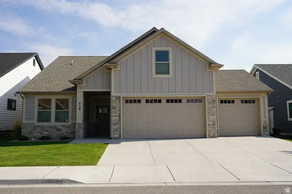 759 W Fox Meadow Dr, Pleasant View, UT 84414