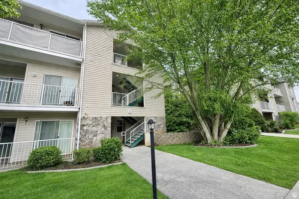 490 E 700 S #C36, Clearfield, UT 84015