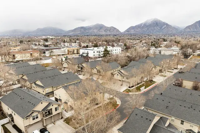 4594 S Red Sage Ct, Salt Lake City, UT 84107 - Image #3