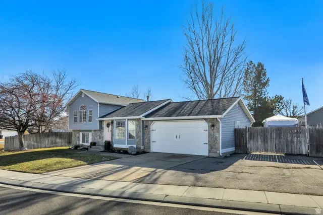 4689 W Helenic Ln, West Jordan, UT 84088 - Image #2