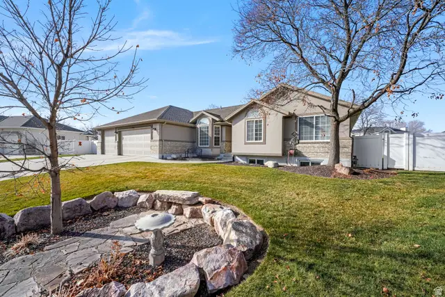 3062 W Memorial Cir, South Jordan, UT 84095 - Image #3