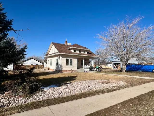 190 S 200 W, Fillmore, UT 84631 - #1