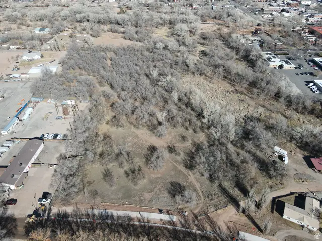 398 S Kane Creek Blvd W, Moab, UT 84532 - #2