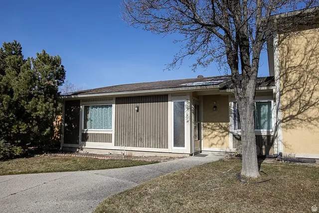 275 E Peach Ln S, Bountiful, UT 84010 - #1