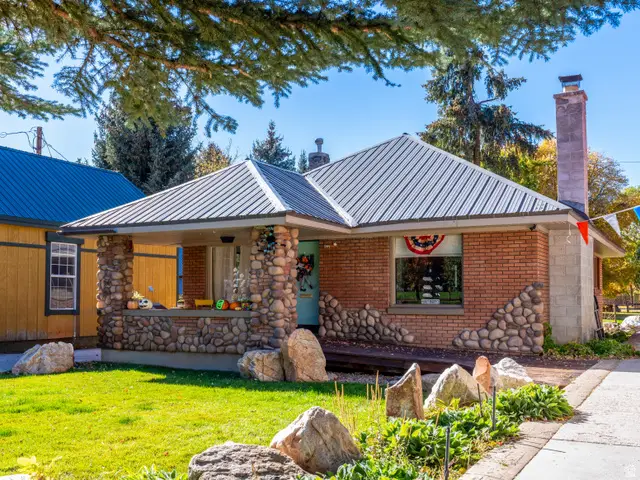 237 S 7400 E, Huntsville, UT 84317 - Image #1