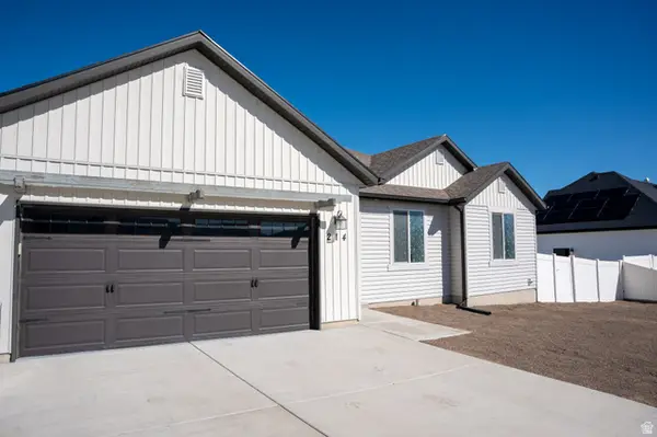 214 W Williams Ln, Grantsville, UT 84029